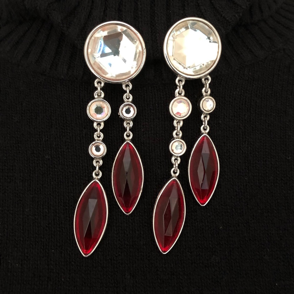 Vintage Ben-Amun EUC silver-tone Crystal drop clip earrings jewelry